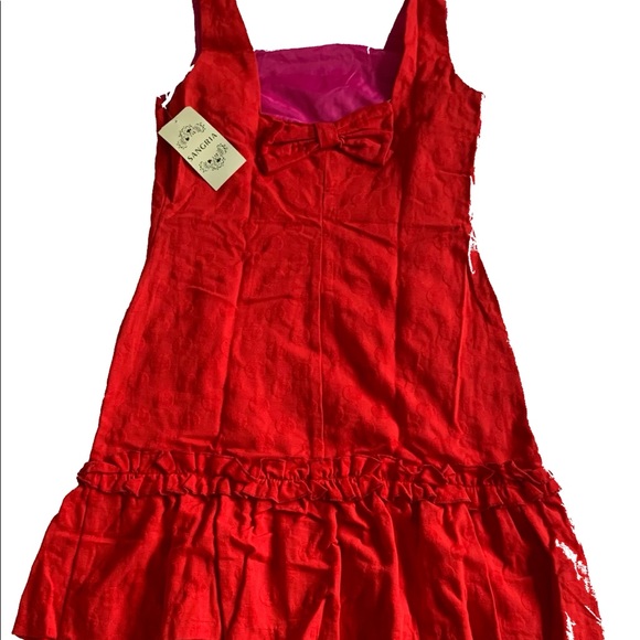 Dresses and shirts - Picture 10 of 14